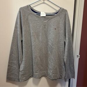 Final Price💕🌟🎉🛍️Tommy Hilfiger Grey Top